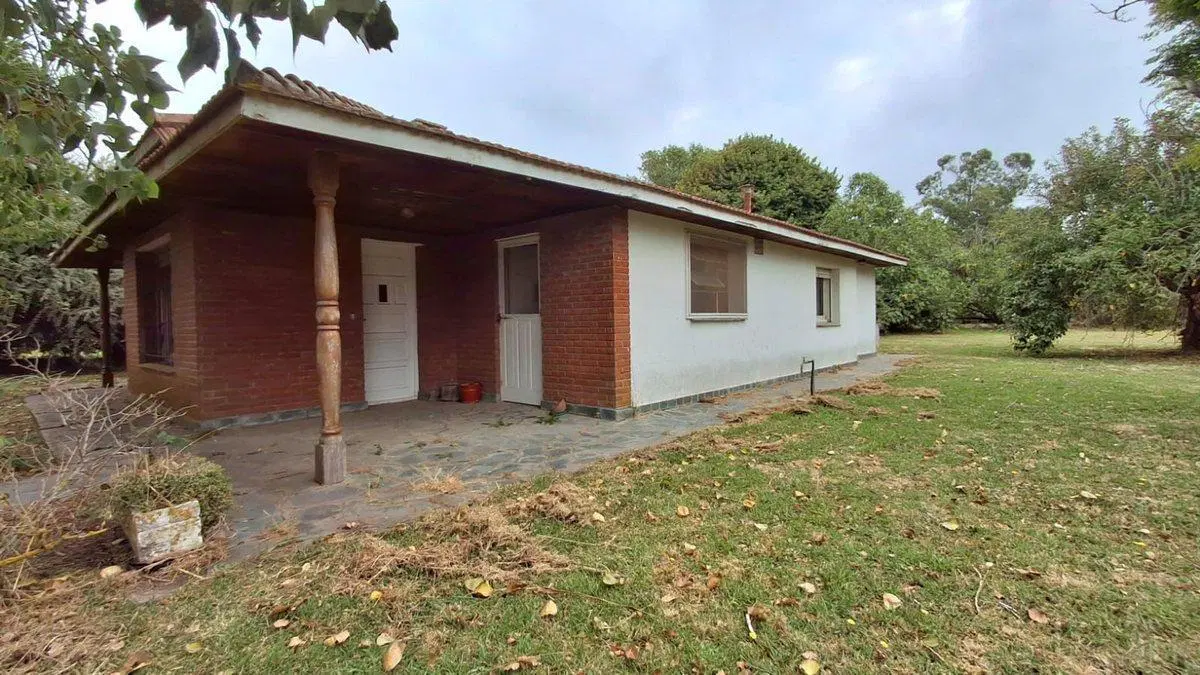 Venta casa en lote de 2500M2 en Playa Chapadmalal 2
