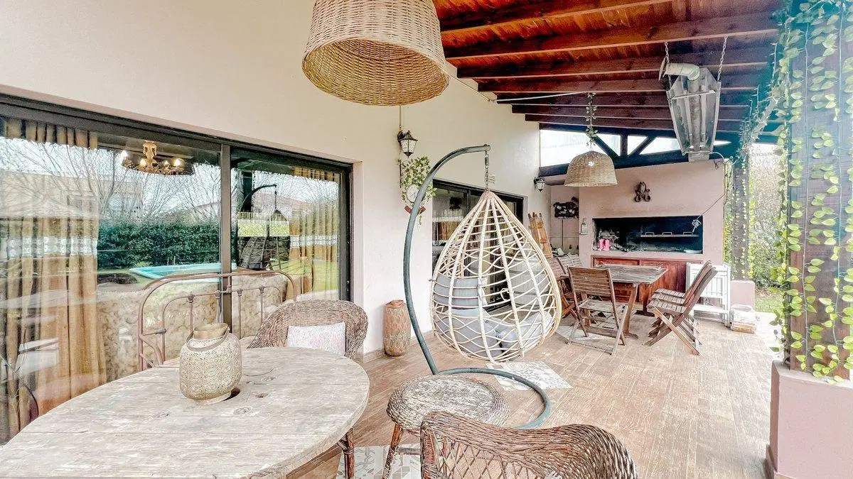 VENTA CASA 4 AMBIENTES CON PISCINA ARENAS DEL SUR 5
