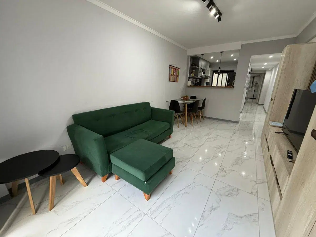 Venta Depto 2 amb, Zona Centro, reciclado, balcón 3