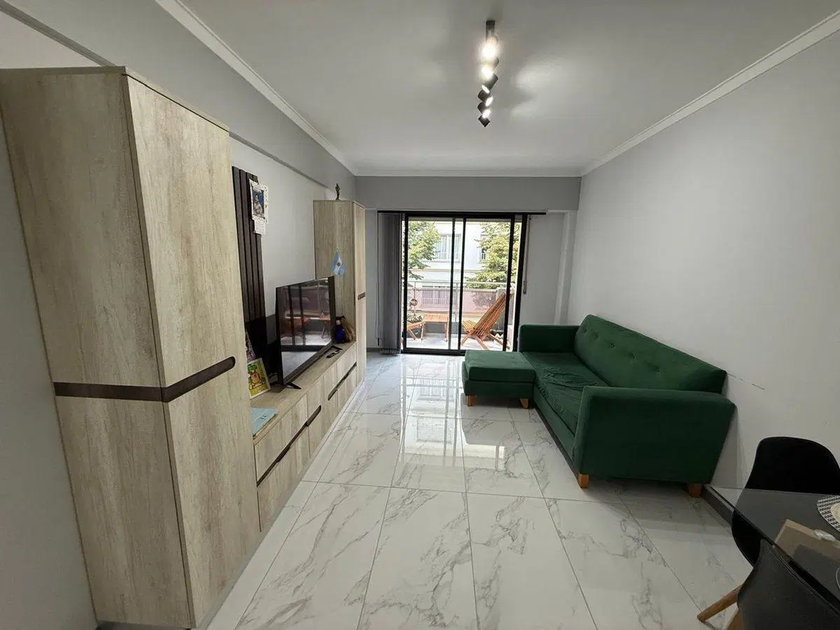 Venta Depto 2 amb, Zona Centro, reciclado, balcón 5