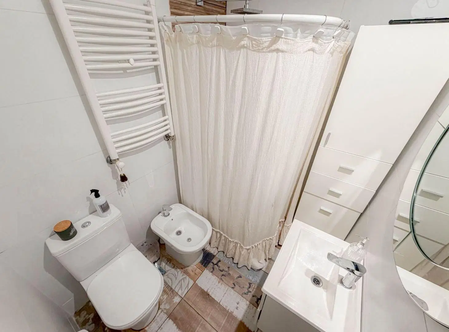 VENTA DEPARTAMENTO 2 AMBIENTES CON COCHERA CHAUVIN 4