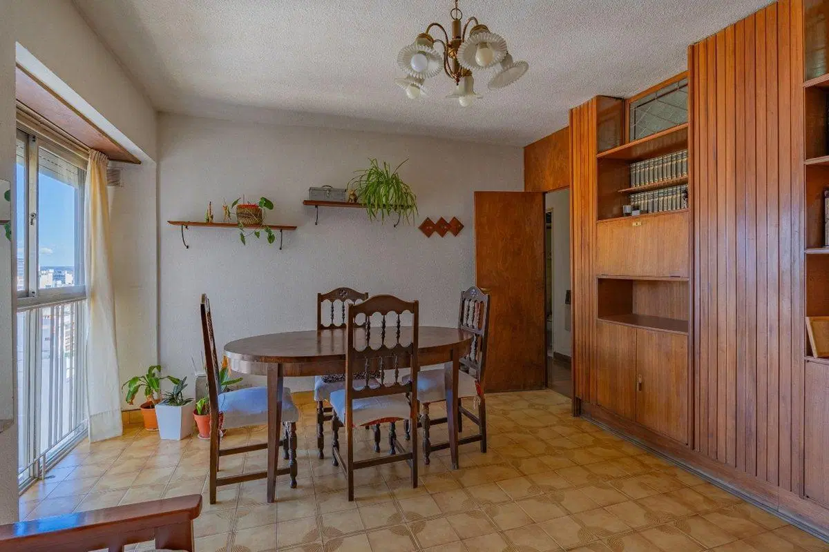VENTA DEPARTAMENTOS 4 AMBIENTES CENTRO 2