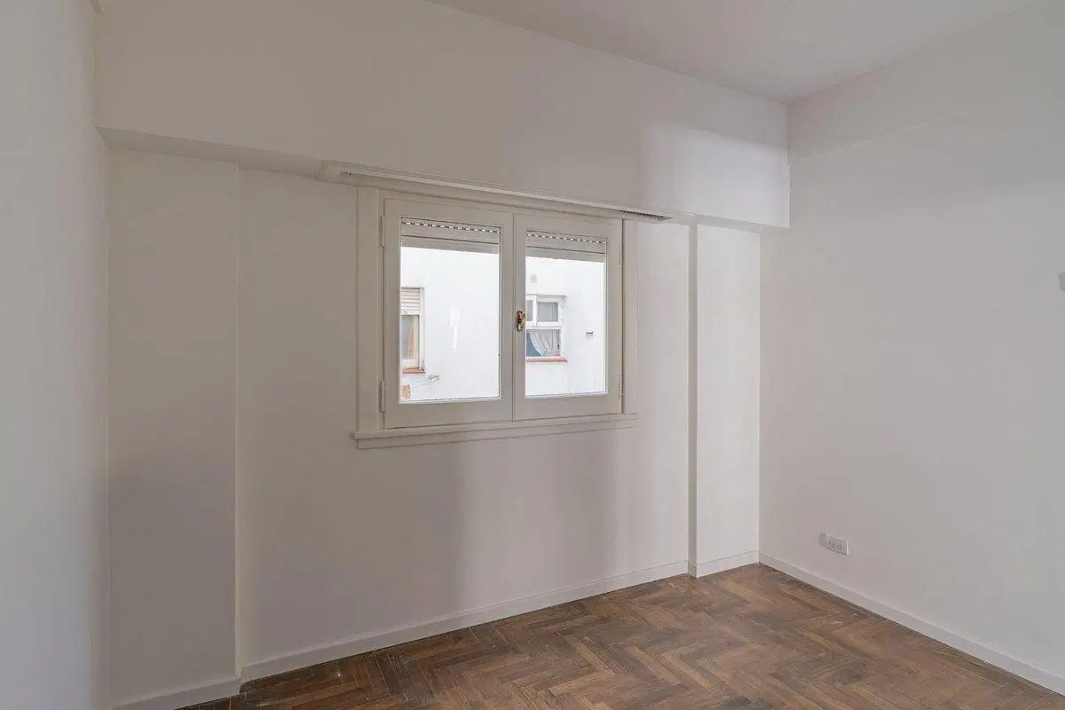VENTA DEPTO 2 AMB COLON FRENTE RECICLADO BALCON 4