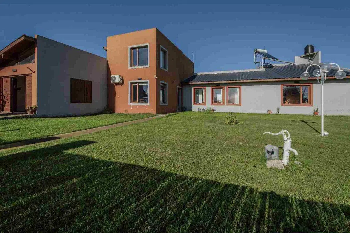 VENTA CASA CON PILETA EN ATLÁNTIDA SANTA CLARA 3