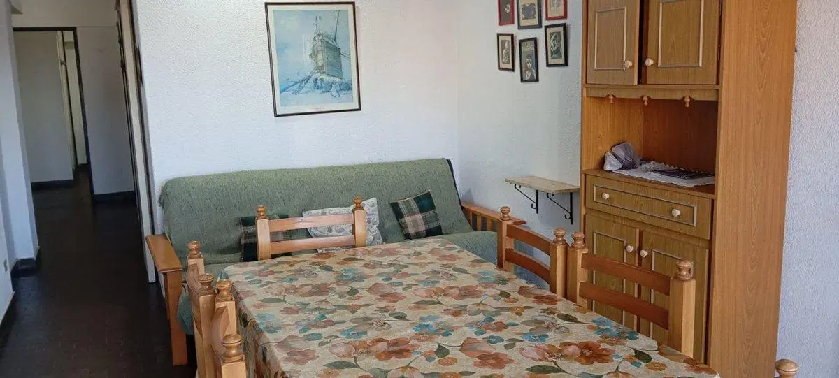 VENTA MIRAMAR DEPT 2 AMB. C/ DEP. + BALCON Y LAV. 5