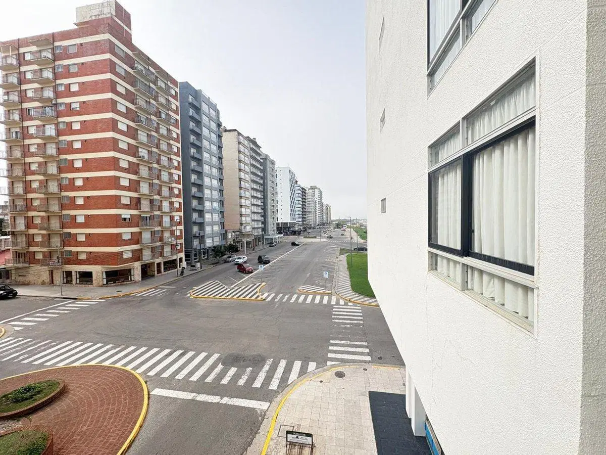 VENTA DEPTO MONOAMBIENTE PLAYA CLUB Miramar 4