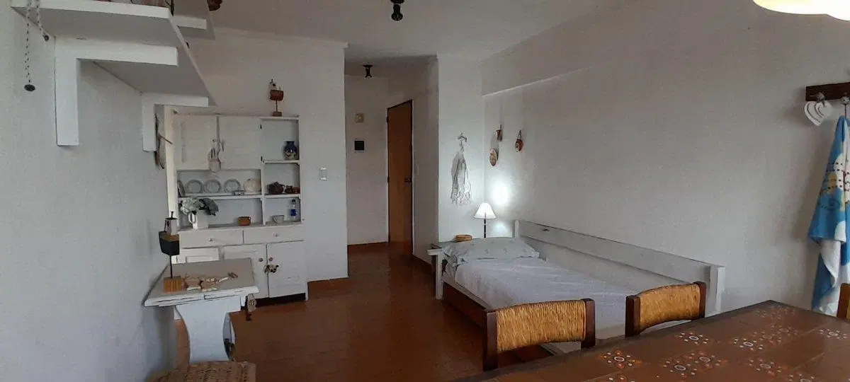 VENTA DEPARTAMENTO 2 AMB C/FRENTE A 100MTS DEL MAR 2
