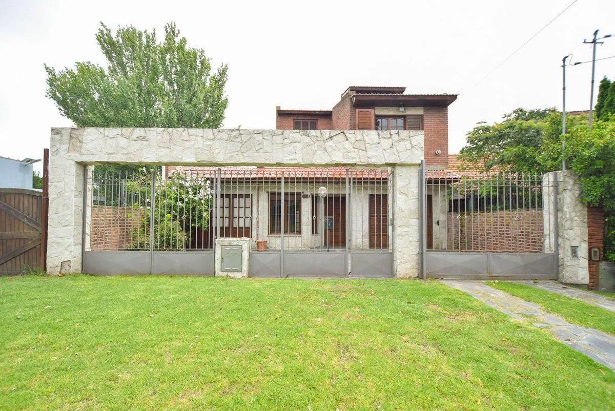 VENTA CASA 4 AMBIENTES EN COLINAS DE PERALTA RAMOS 4