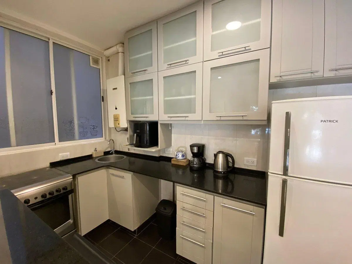 Venta Depto 3 amb Reciclado c/balcon en Pza Colon 3