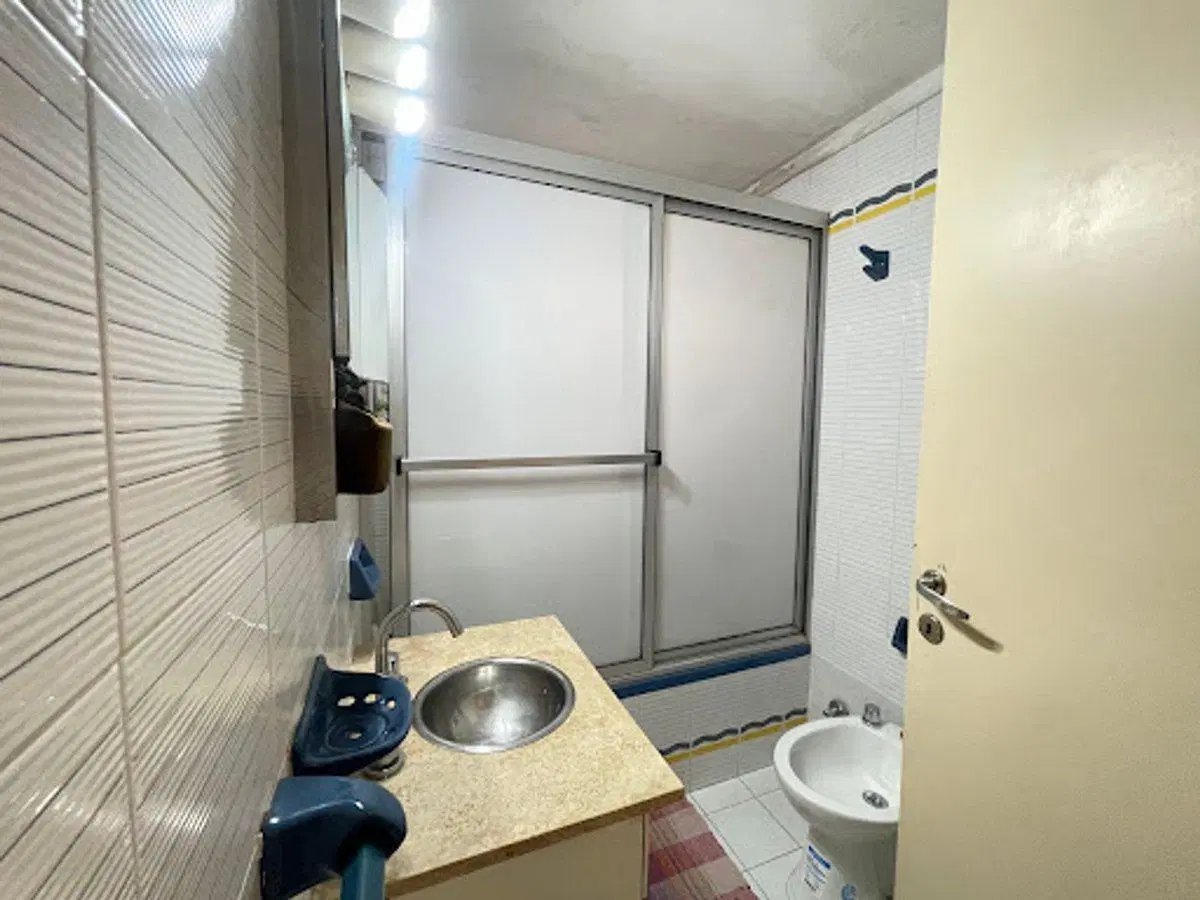 VENTA CASA 4 AMBIENTES CON GRAN PARQUE 5