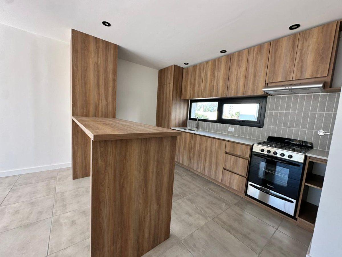 VENTA PH 3 AMB FRENTE CON TERRAZA BARRIO SAN JOSE