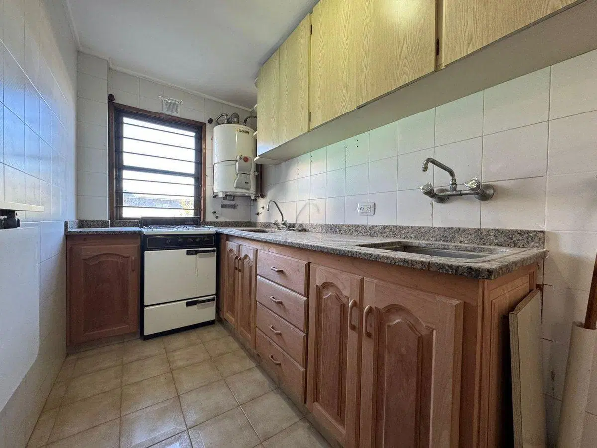 DPTO EN VENTA 3 AMB LUMINOSO CON COCHERA 4