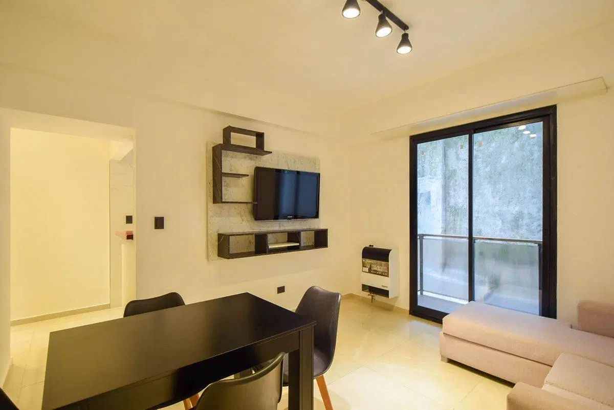 VENTA DEPARTAMENTO 2 AMBIENTES  PLAZA COLON 2