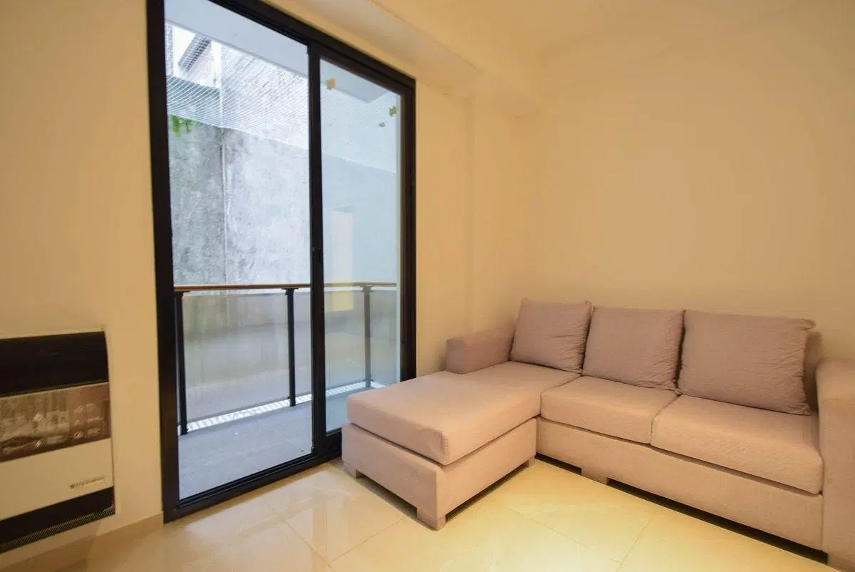 VENTA DEPARTAMENTO 2 AMBIENTES  PLAZA COLON 4