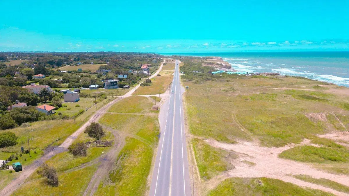 VENTA LOTE EN CHAPADMALAL A PASOS DEL MAR 2