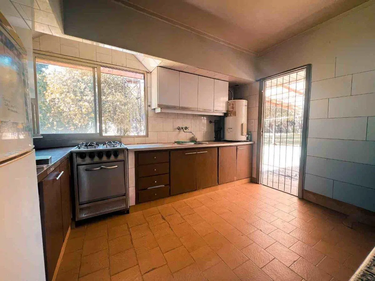 ALQUILER CASA QUINTA SOBRE TERRENO DE 3.000 MTS2 5