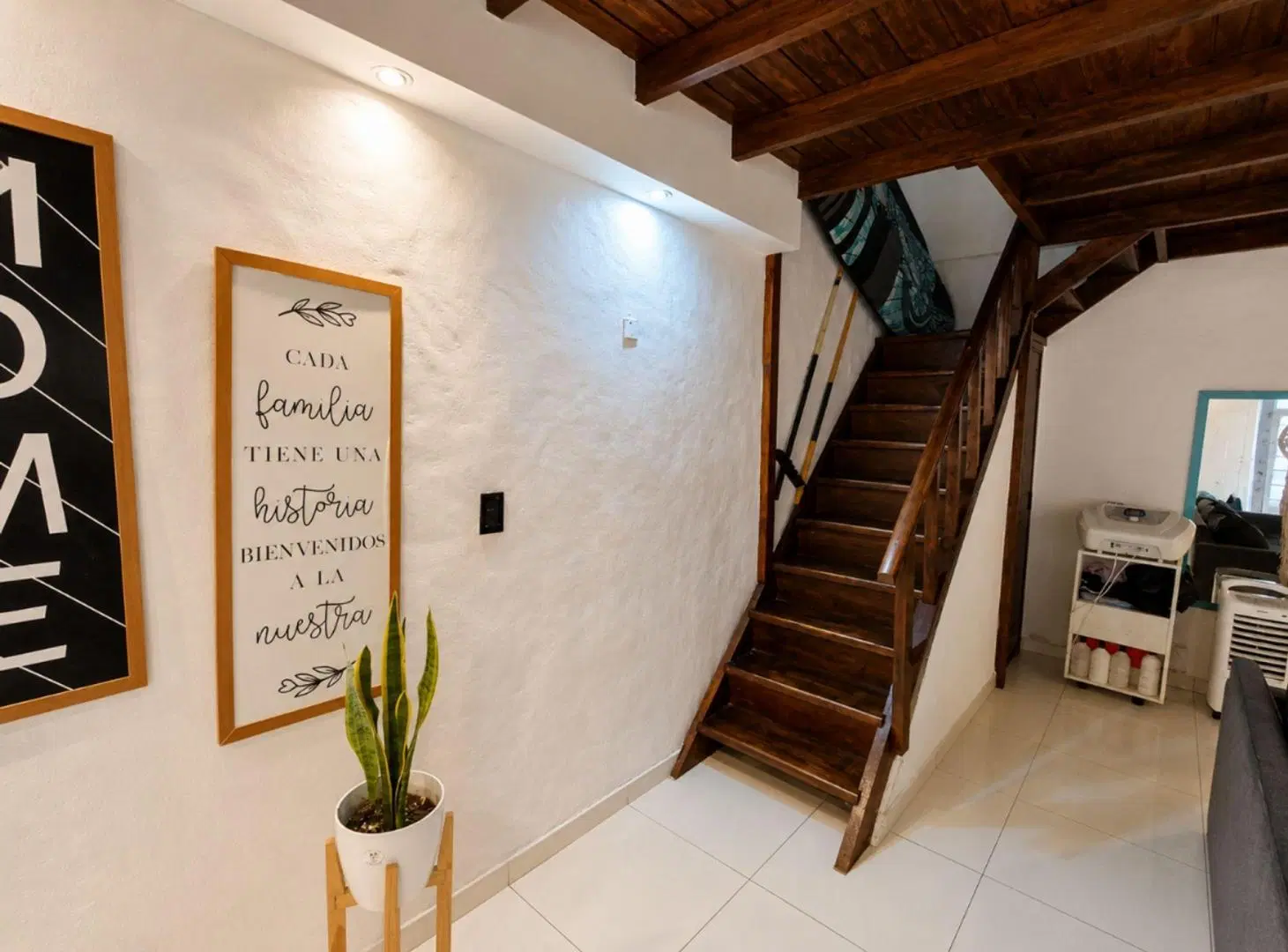 Venta casa 5 amb el progreso dividida 2 casas 4