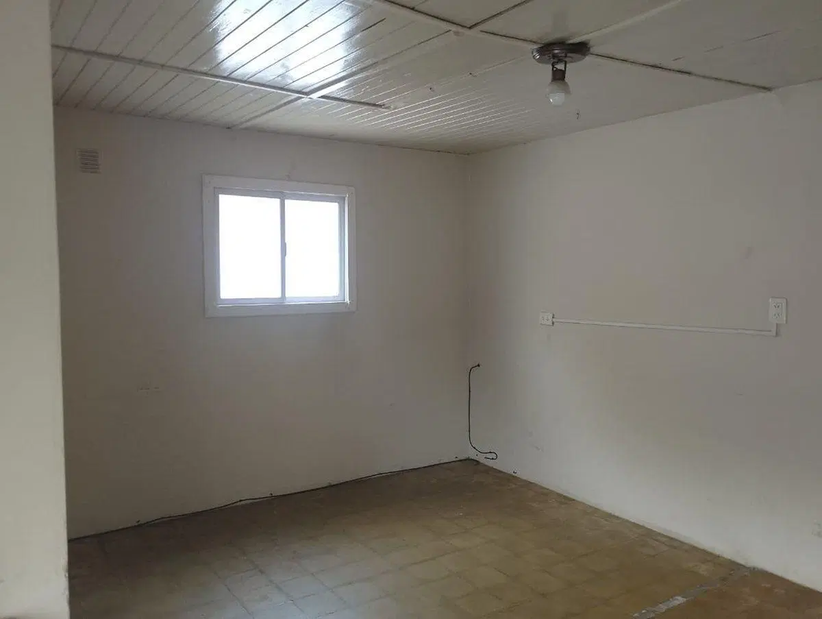 VENTA CASA 2 AMBIENTES EN BALCARCE CON GRAN PARQUE 5