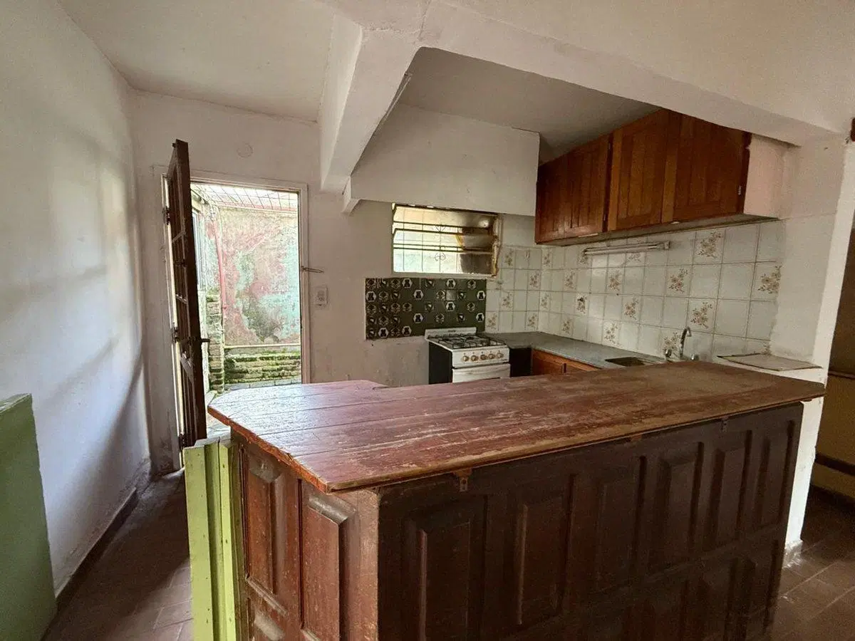 VENTA PH 3 AMB, GARAGE, A RECICLAR LOS PINARES 3