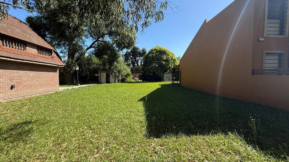 Venta Lote 300m2 en Santa Clara del Mar 5