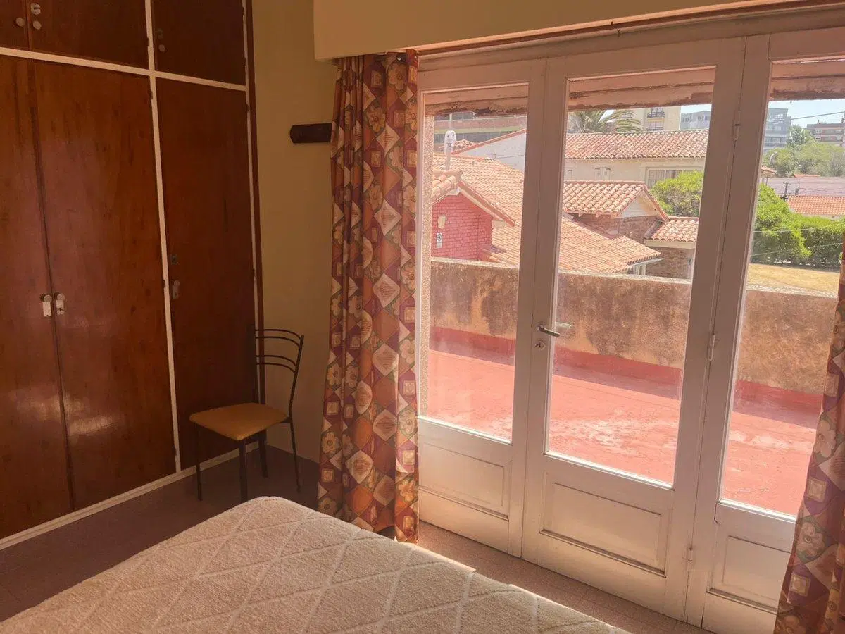 VENTA DPTO 5 AMBIENTES MIRAMAR 5