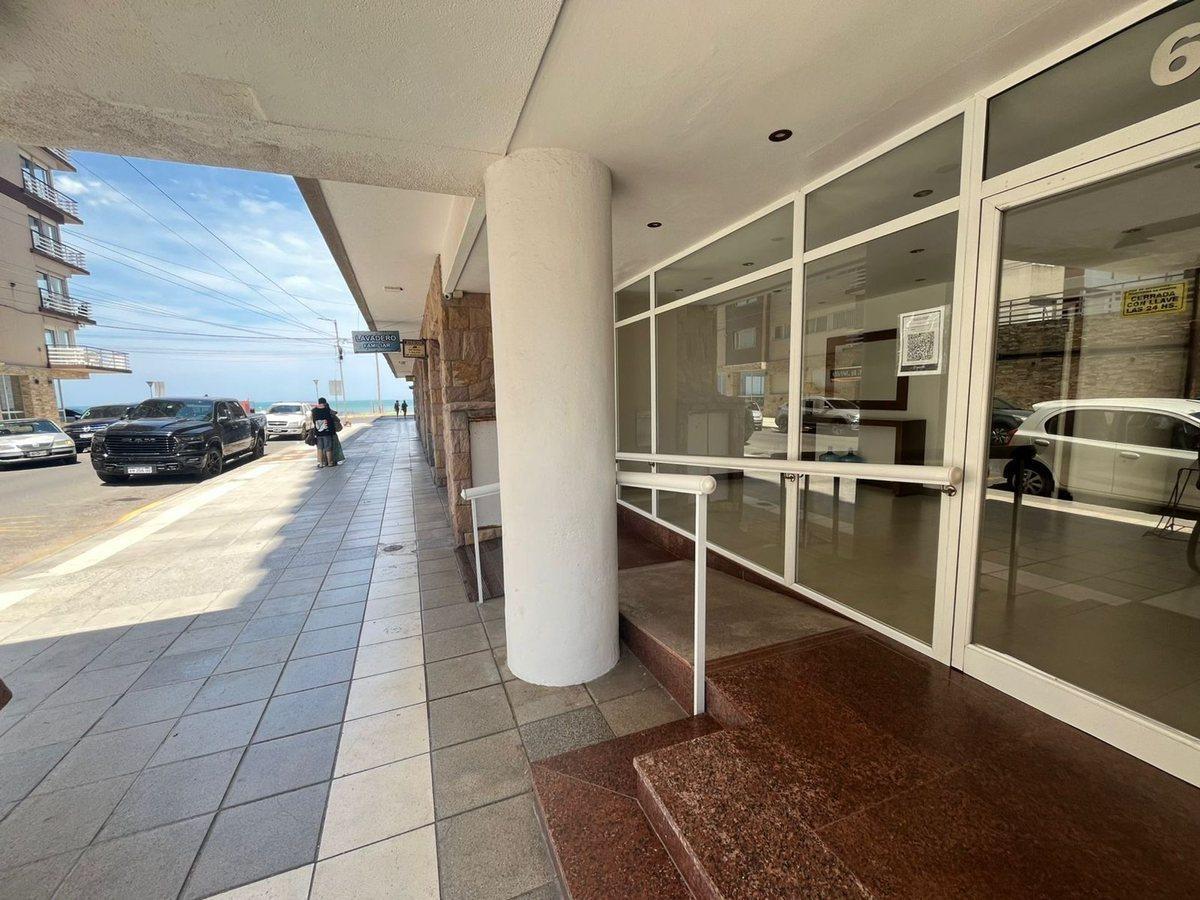 VENTA DPTO 5 AMBIENTES MIRAMAR