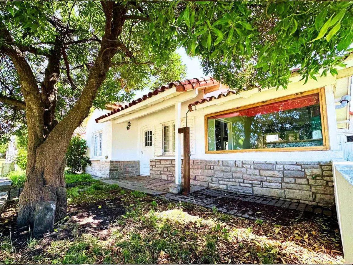 Venta PH 3AMB con patio y moderno jacuzzi exterior 2