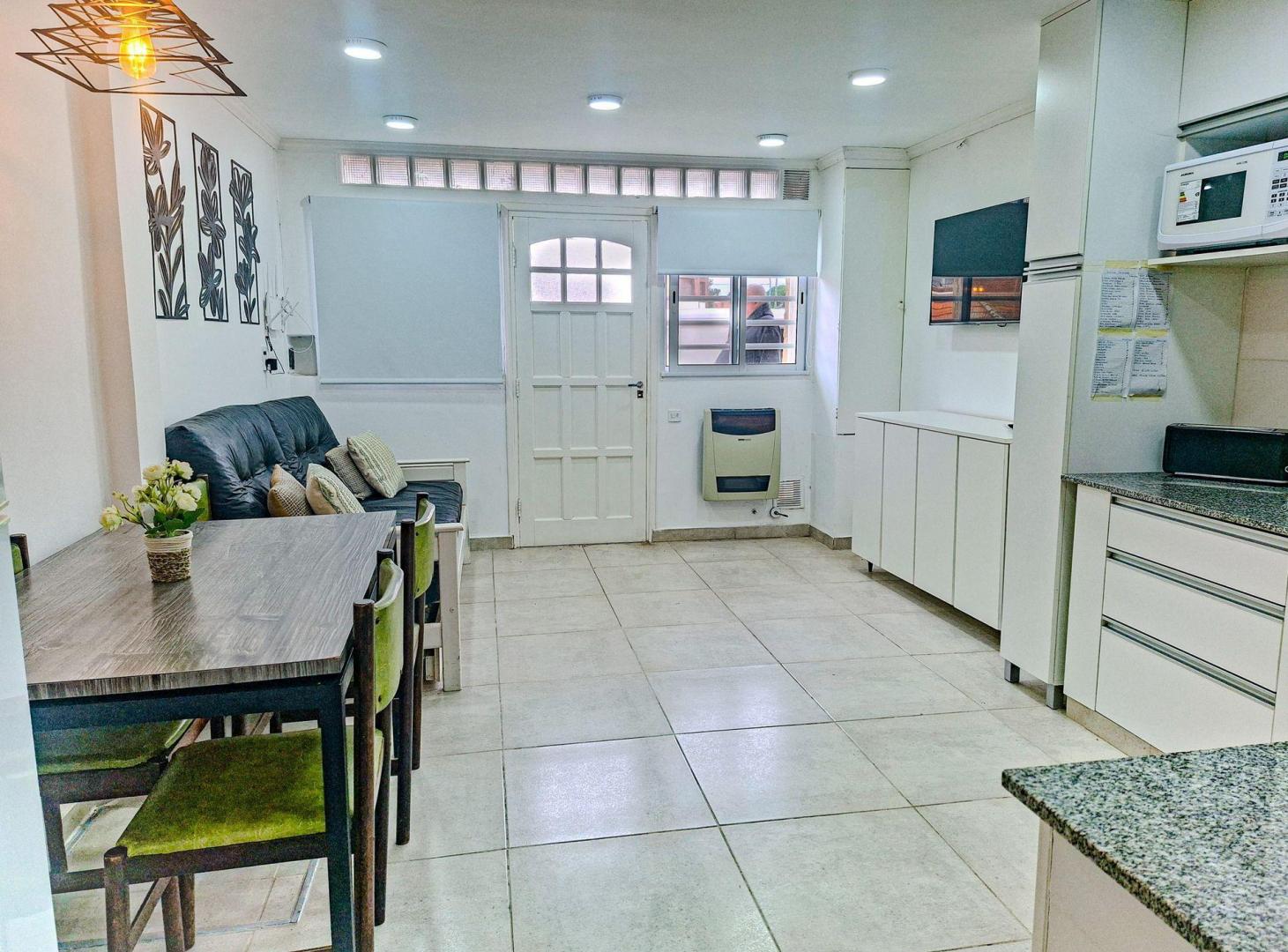 Venta departamento 3 ambientes zona Faro Norte