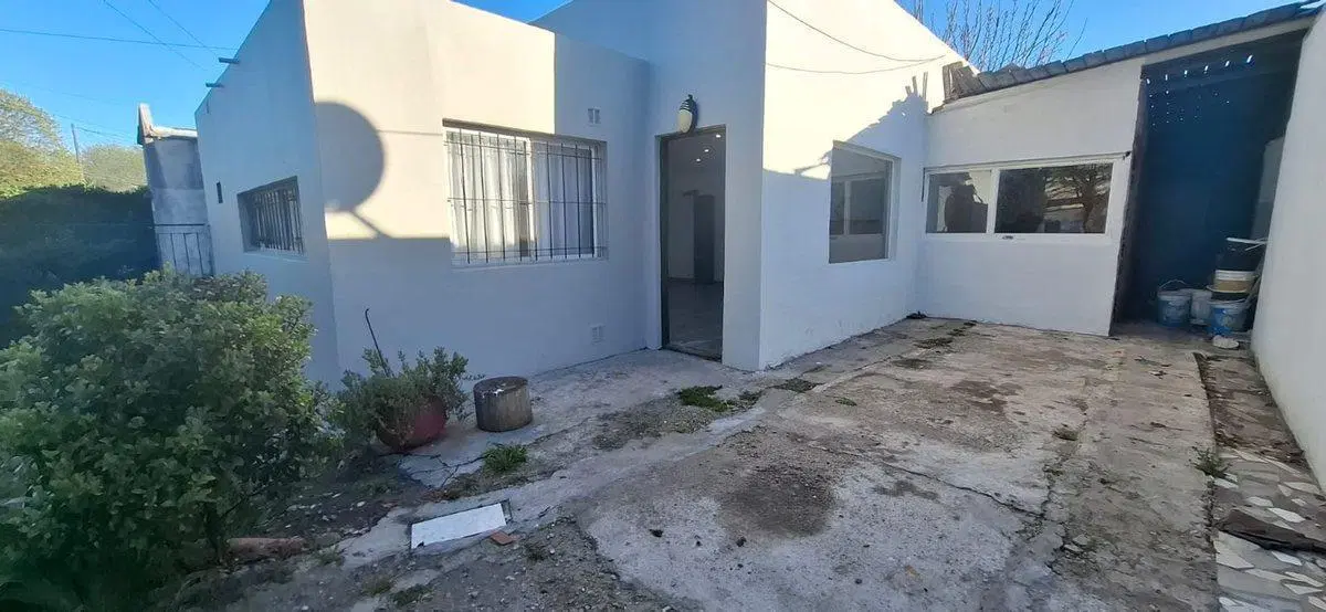 VENTA CASA 3 AMBIENTES QUINCHO PARQUE 3