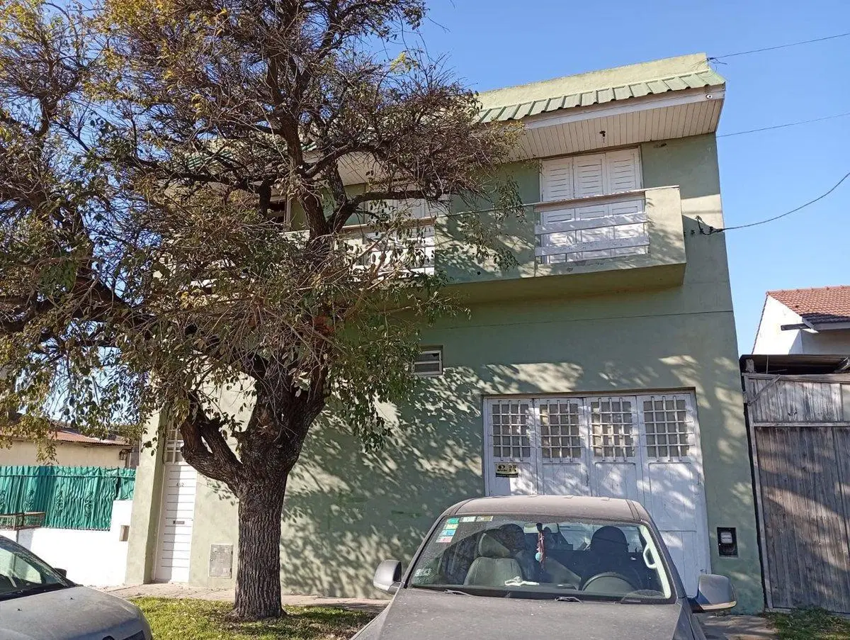 Venta casa 4 ambientes, barrio Las Américas 3