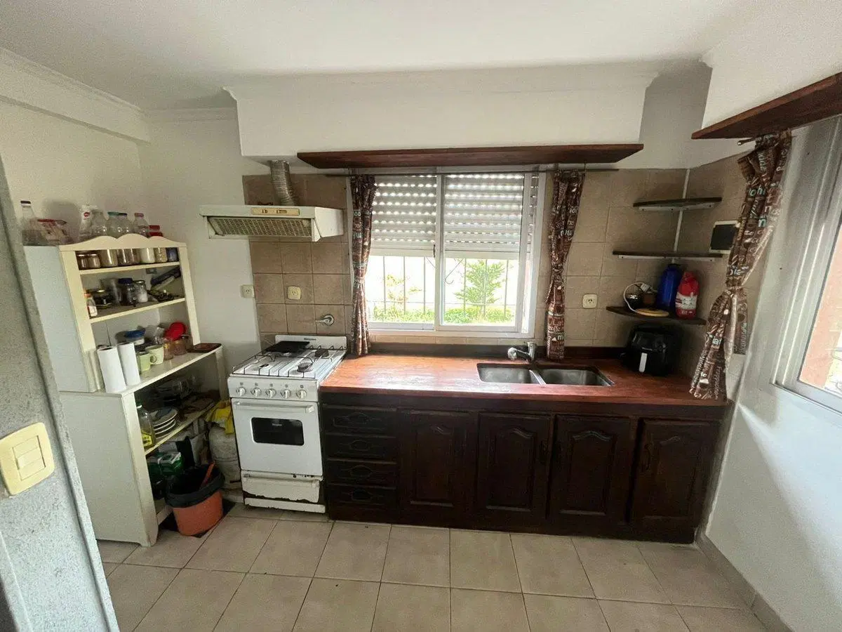 VENTA CASA CON GRAN PARQUE DE 900 MTS2 2
