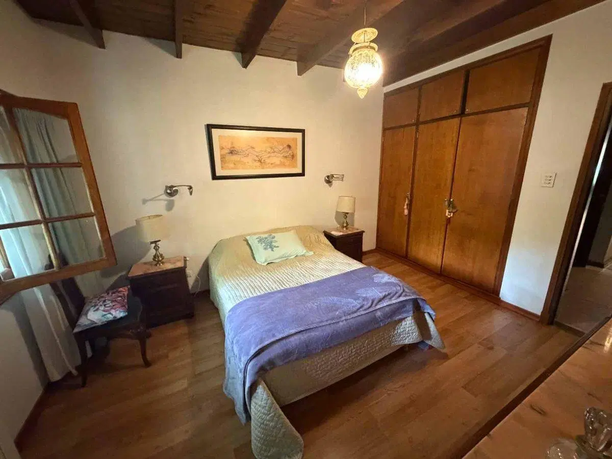 VENTA CASA 4 AMBIENTES PILETA PARRILLA GROSELLAR 2