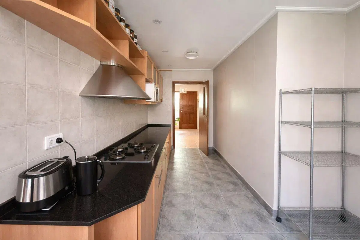 VENTA CASA 4 AMBIENTES PILETA PARRILLA GROSELLAR 5