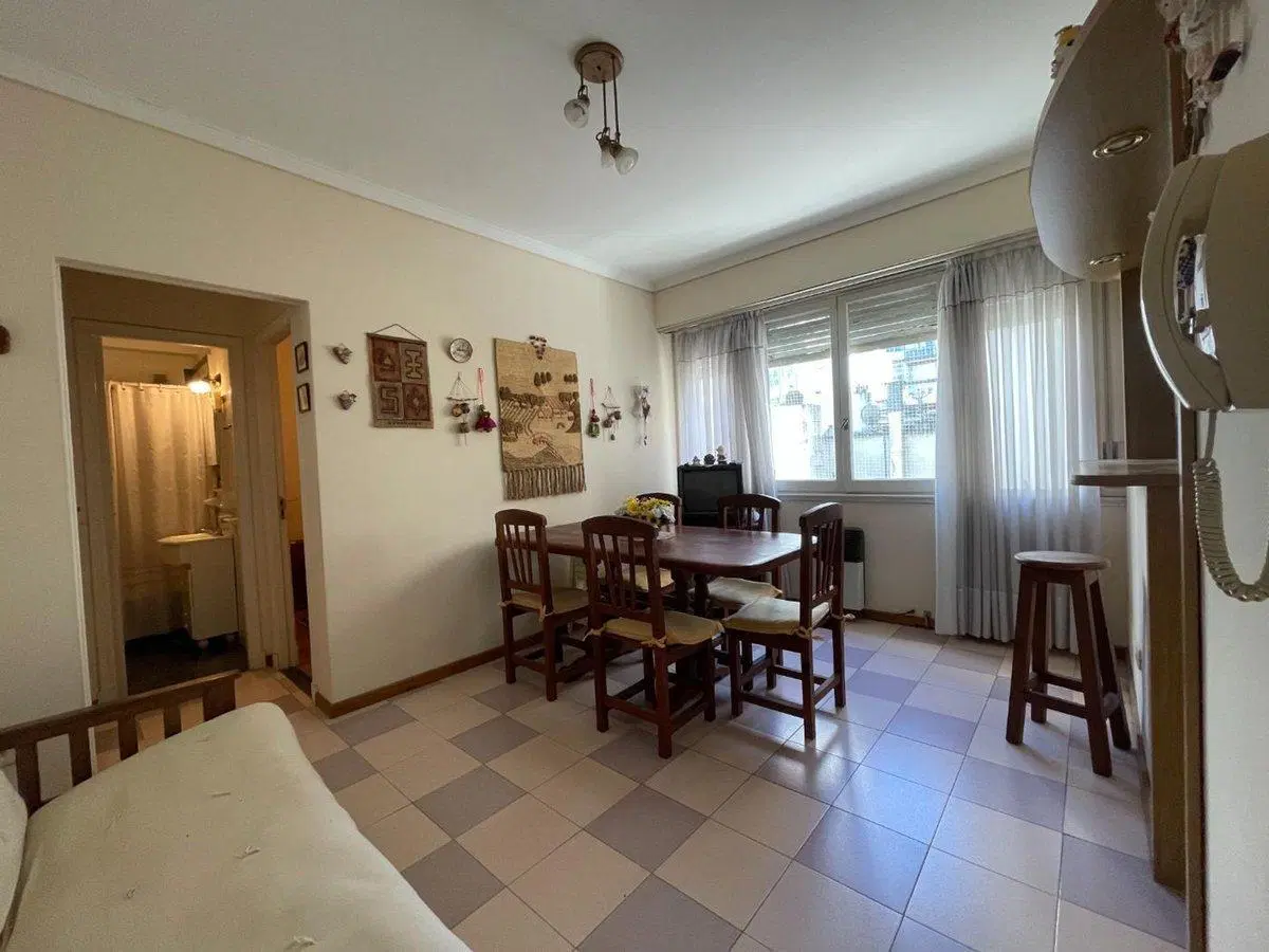 VENTA DEPTO 2 AMBIENTES A 1 CUADRA Y MEDIA DEL MAR 4