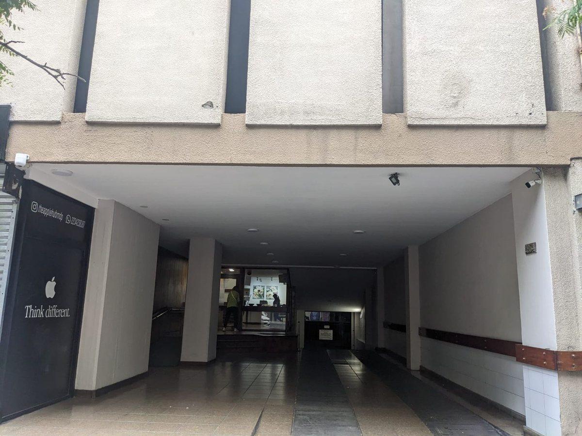Venta cochera cubierta 15, 72 m2, 25 de Mayo 2944