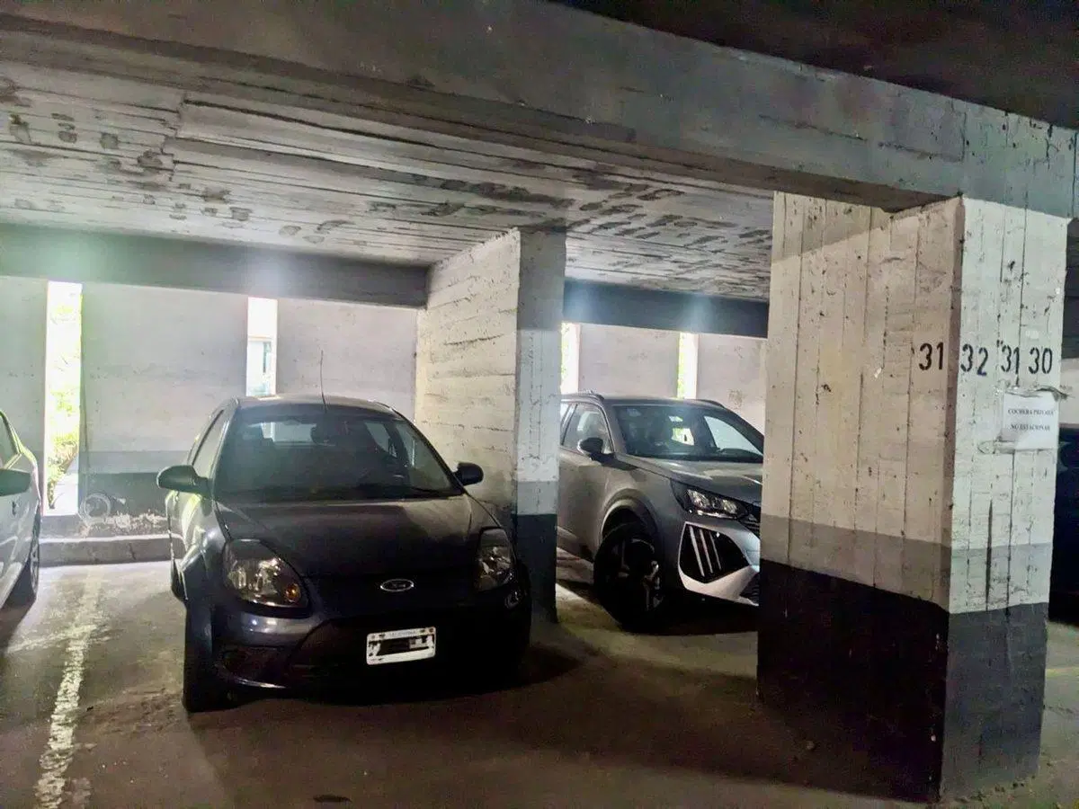 Venta cochera cubierta 15, 72 m2, 25 de Mayo 2944 5