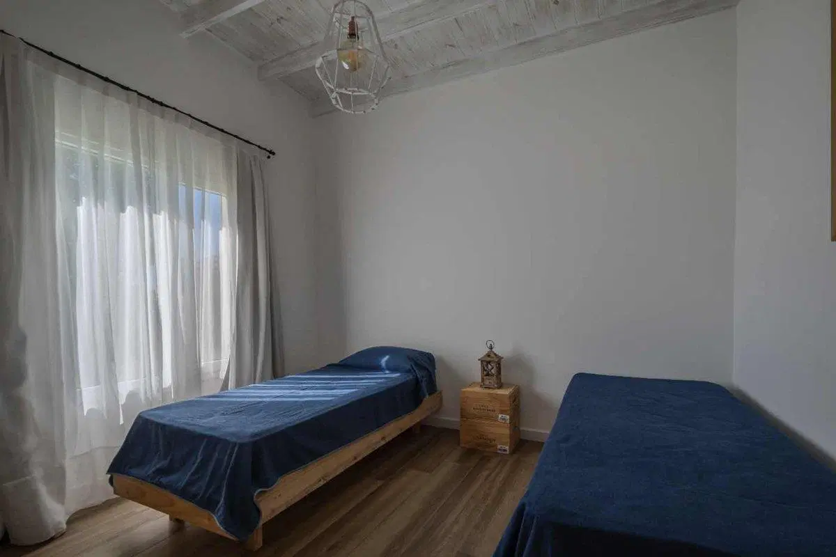 VENTA CASA 4 AMB CON PILETA EN BARRIO LA CERCANÍA 8