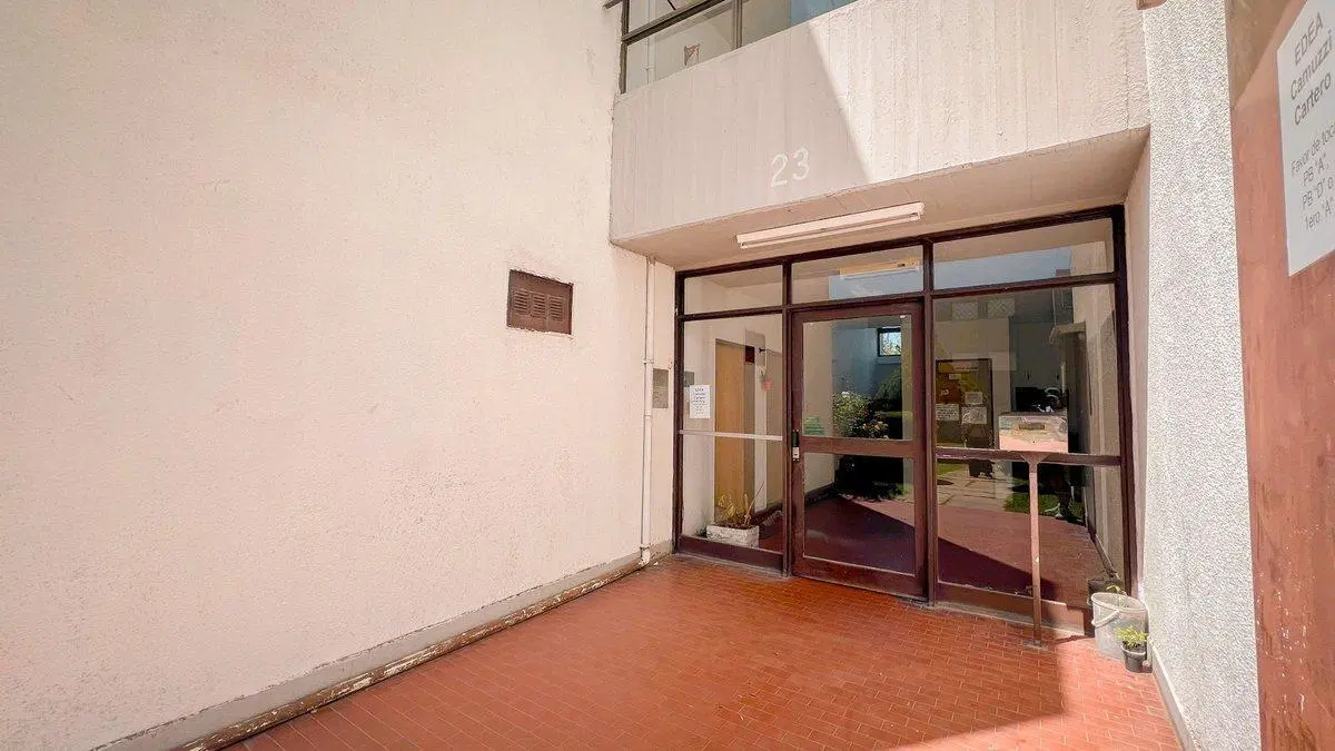 VENTA DPTO 4 AMB. BARRIO JARDIN-IMPECABLE 2