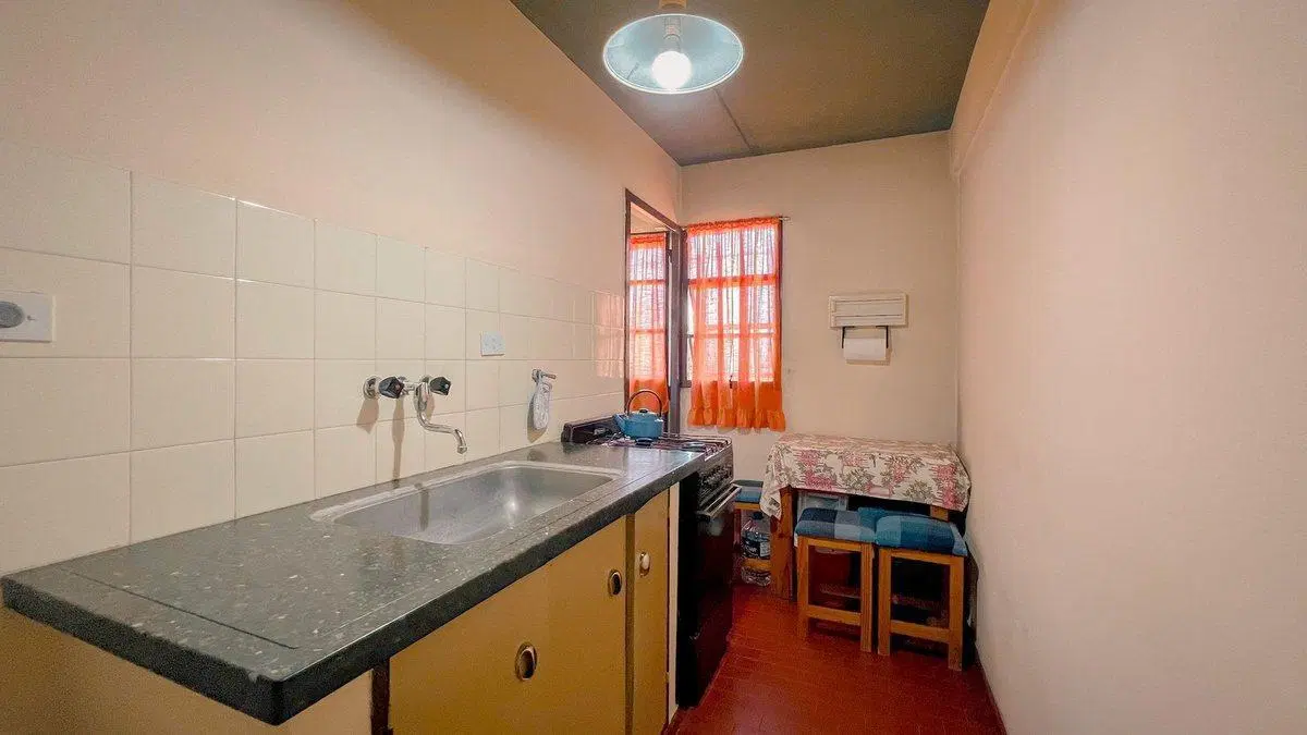 VENTA DPTO 4 AMB. BARRIO JARDIN-IMPECABLE 3