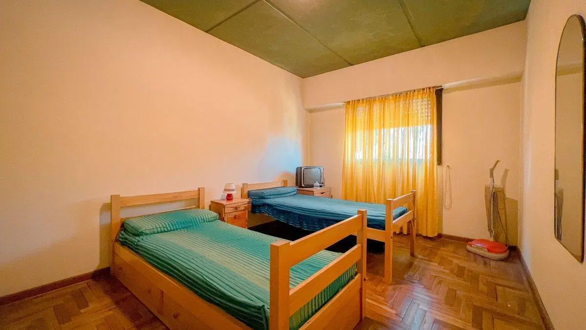 VENTA DPTO 4 AMB. BARRIO JARDIN-IMPECABLE 4