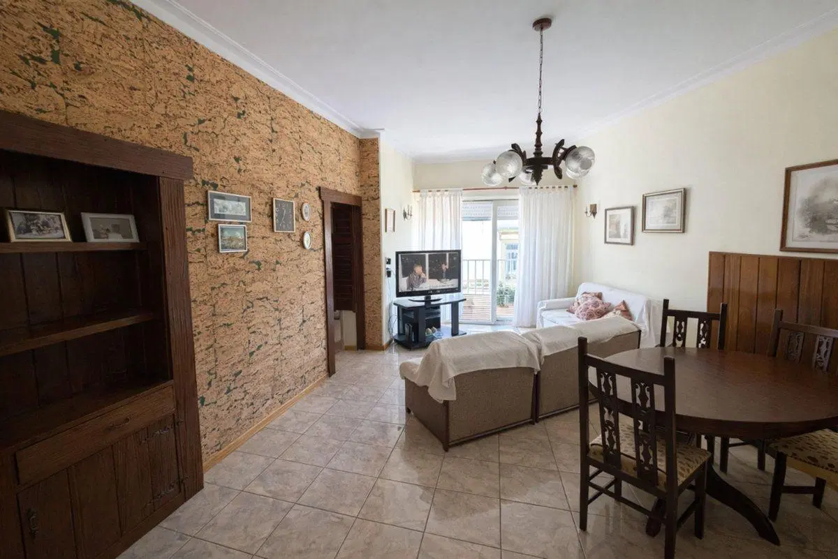VENTA DEPARTAMENTO 3 AMBIENTES COCHERA BALCON 2