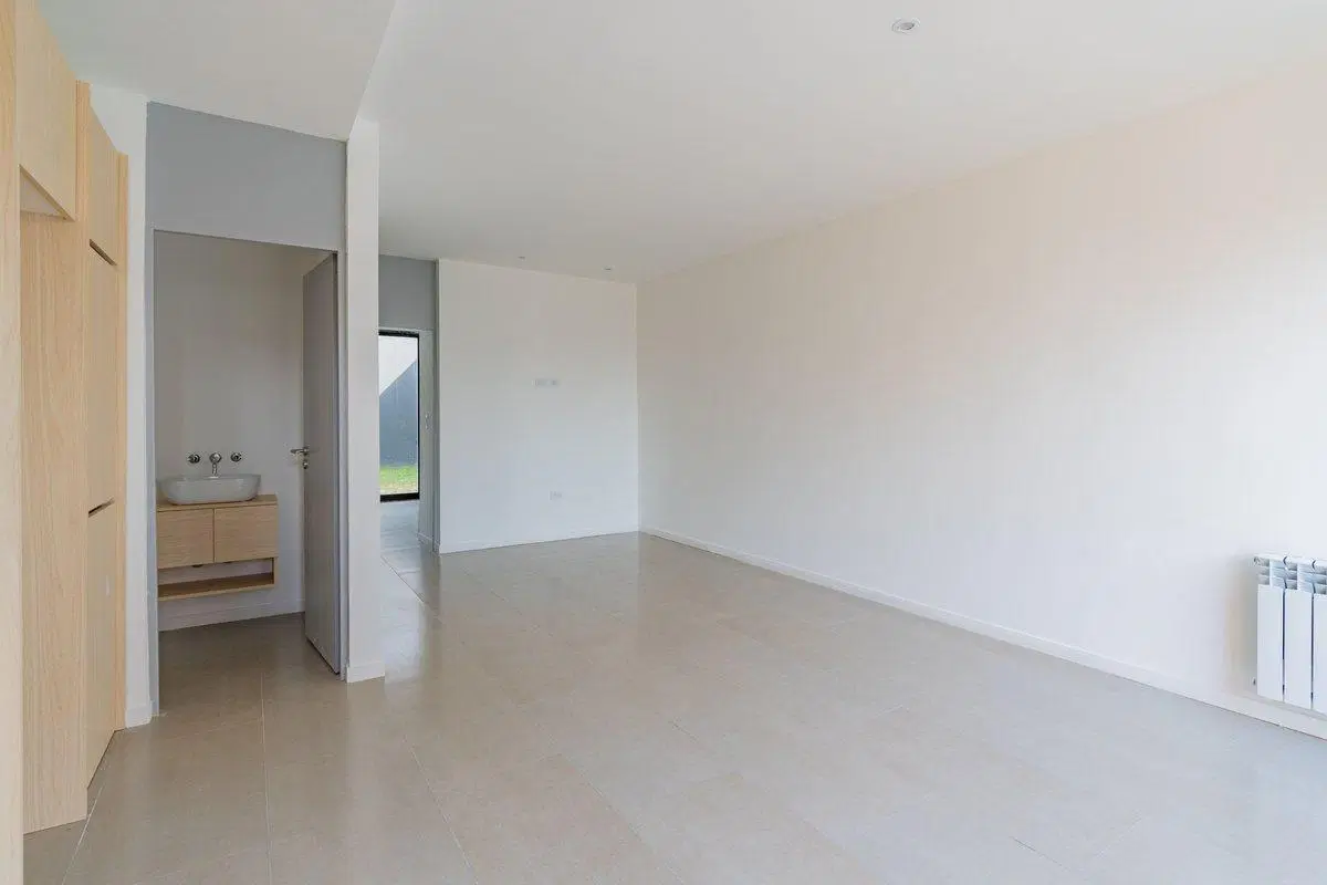 VENTA 2 AMBIENTES CON TERRAZA PATIO 50M2 DEL MAR 3