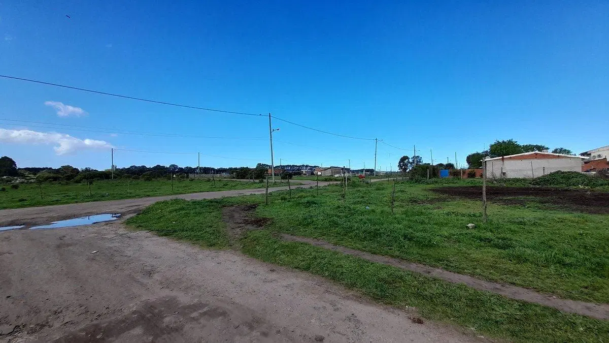 VENTA LOTE DE 646M2 BARRIO SANTA ROSA DEL MAR 5