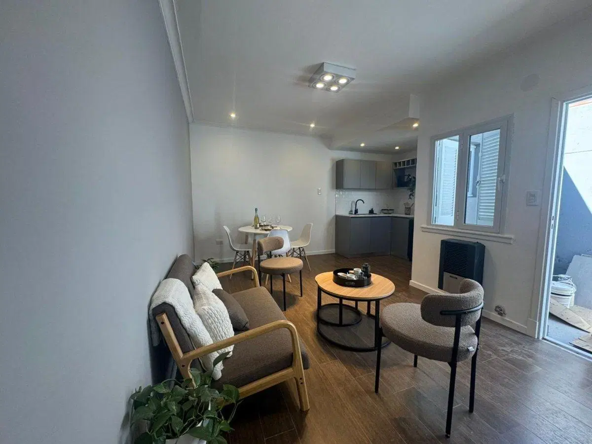 VENTA PH 2 AMBIENTES RECICLADO LA PERLA 2