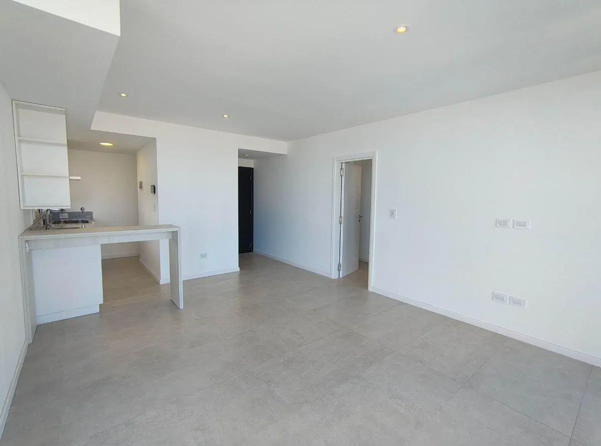 Venta departamento 2 amb estrenar cochera CHAUVIN 4