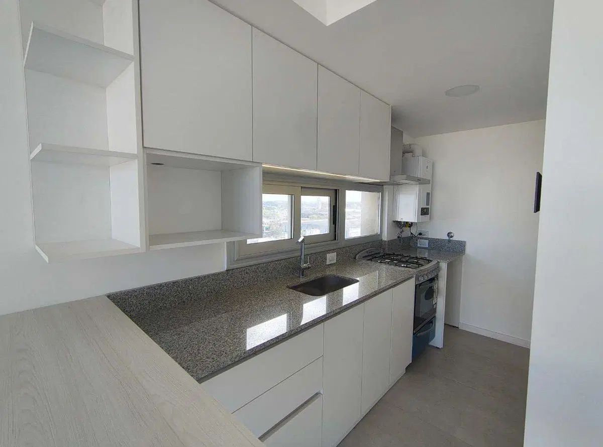 Venta departamento 2 amb estrenar cochera CHAUVIN 5