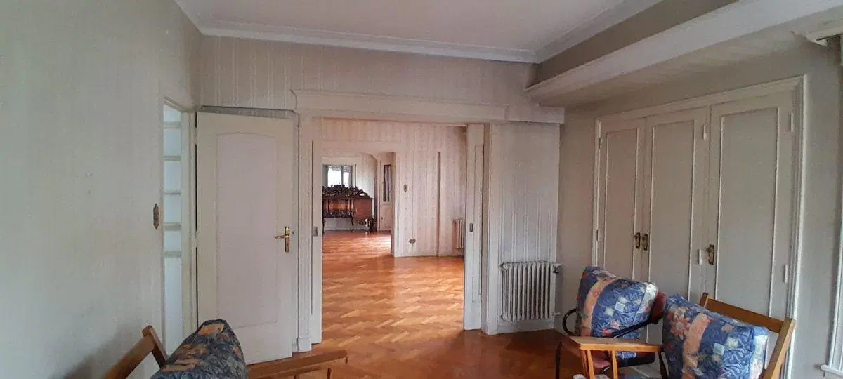 VENTA SEMIPISO 4 AMB + DEP. Y COCHERA - CENTRO 3