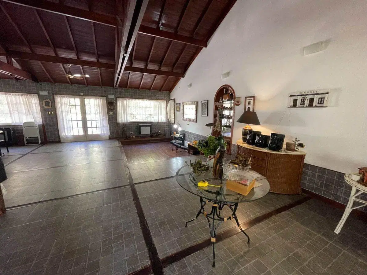 Venta casa 6 Ambientes Caisamar 4