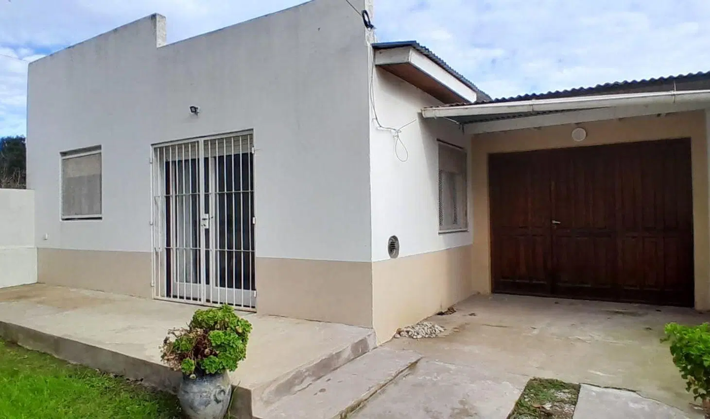 VENTA CASA 3 AMB C/PARQUE Y PARRILLA - MIRAMAR 5