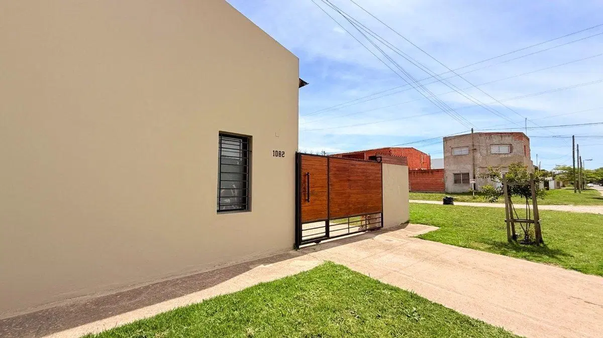 VENTA CASA 3 AMBIENTES MODERNA MIRAMAR 8